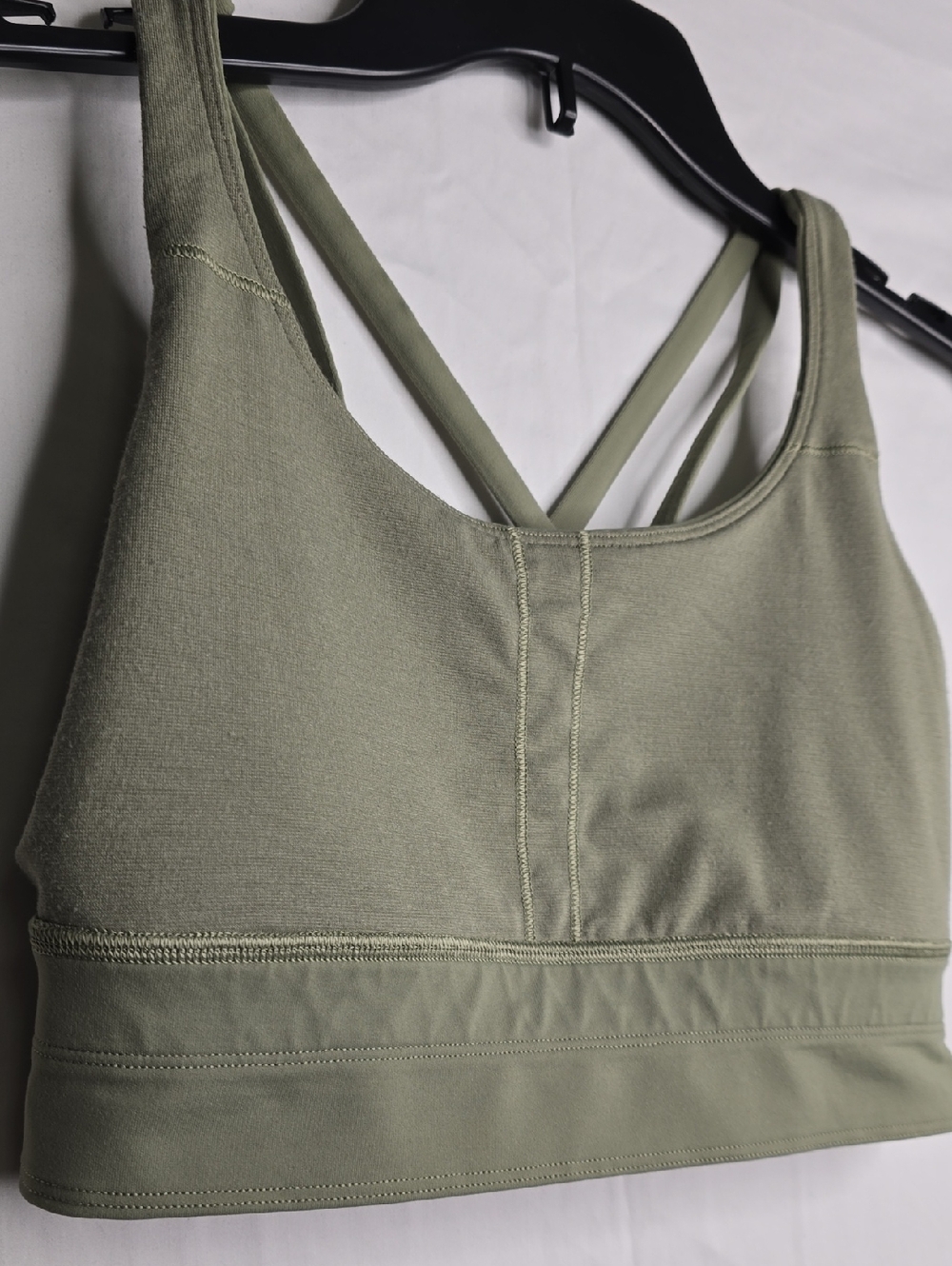 Lululemon Highlander Energy Sports Bra Size 6 - Picture 6 of 7